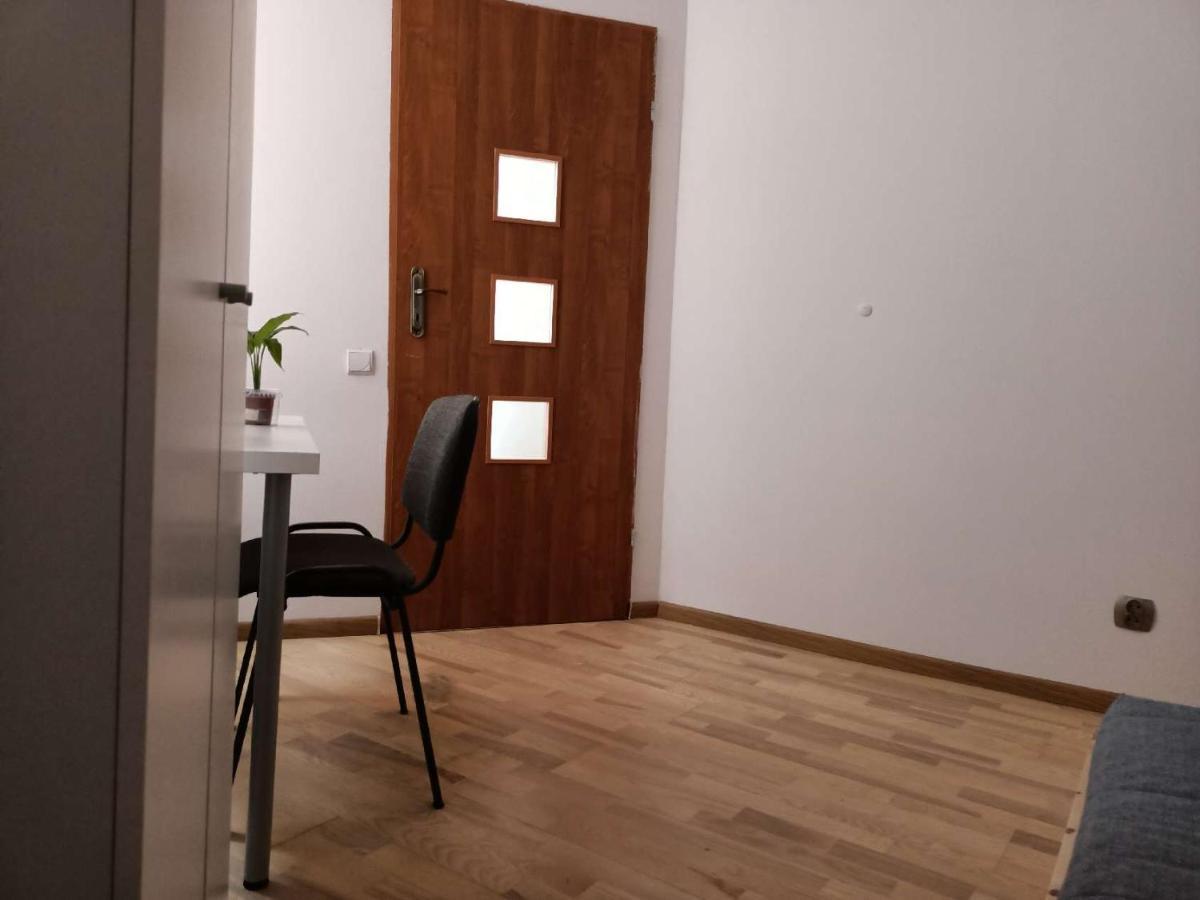 Cruz Mieszkanie Pokoje Centrum Przytulny Czysty Lokal Na Noc Лодз Екстериор снимка