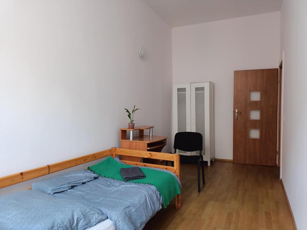 Cruz Mieszkanie Pokoje Centrum Przytulny Czysty Lokal Na Noc Лодз Екстериор снимка